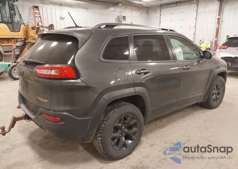 2015 Jeep Cherokee Trailhawk z USA, uszkodzony, nr VIN 1C4PJMBSXFW525218